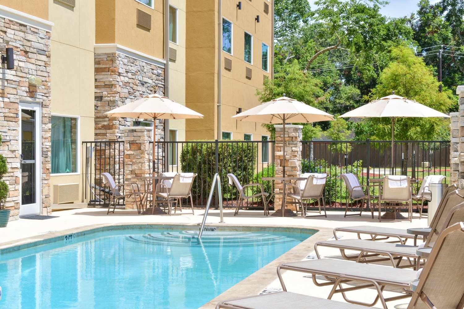 Best Western Plus Lake Jackson Inn & Suites Ngoại thất bức ảnh