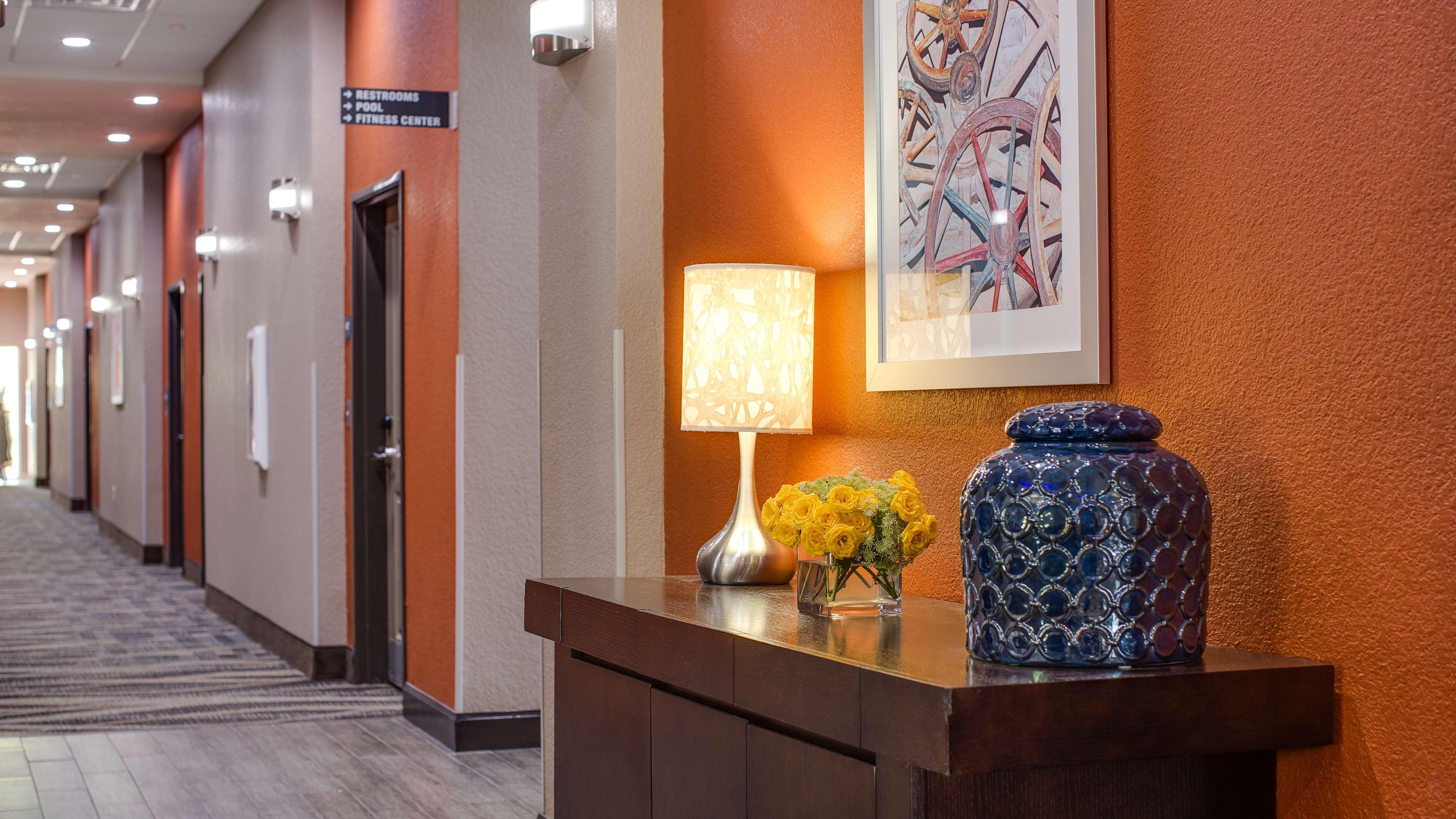 Best Western Plus Lake Jackson Inn & Suites Ngoại thất bức ảnh