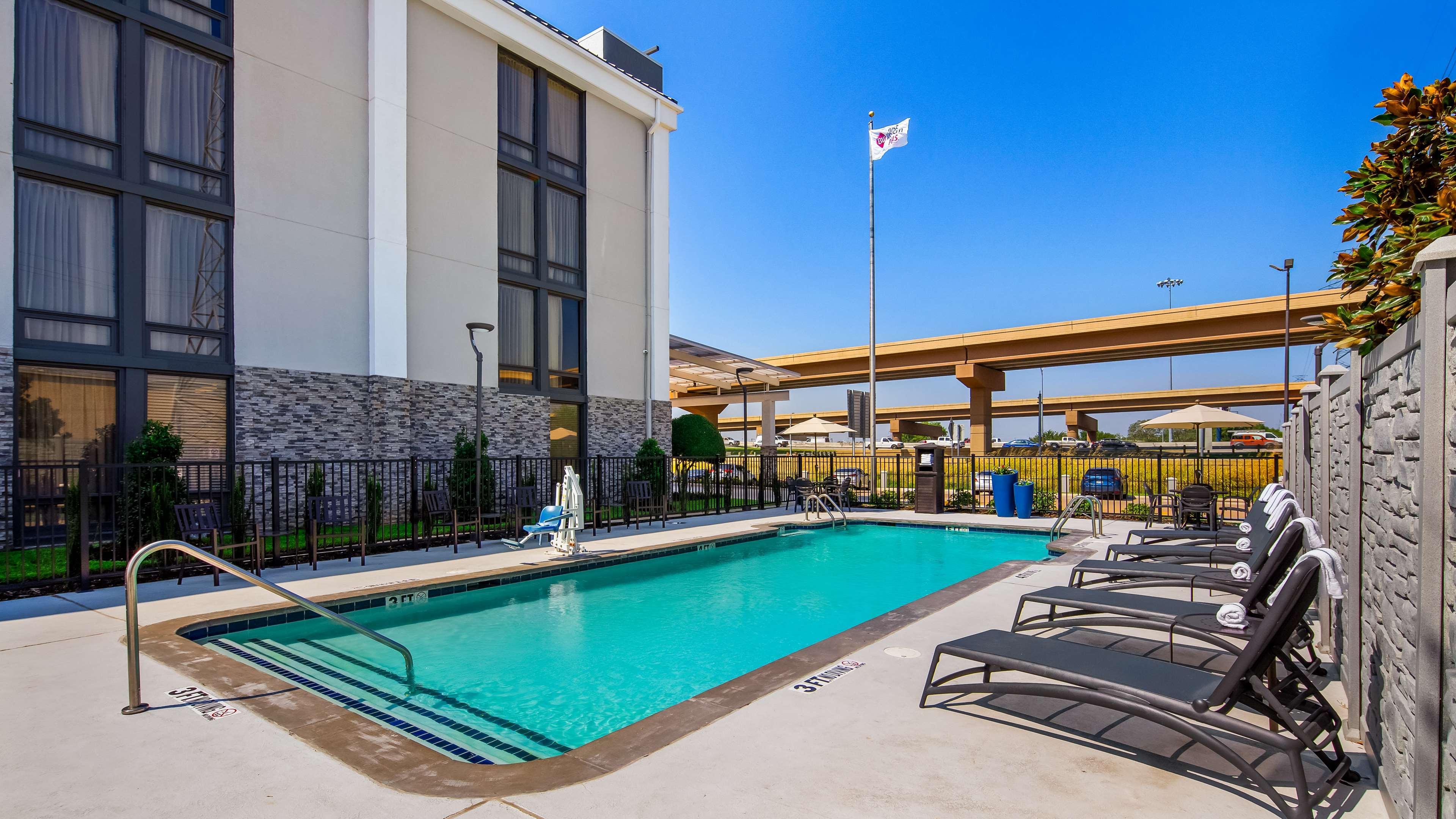 Best Western Plus Lake Jackson Inn & Suites Ngoại thất bức ảnh