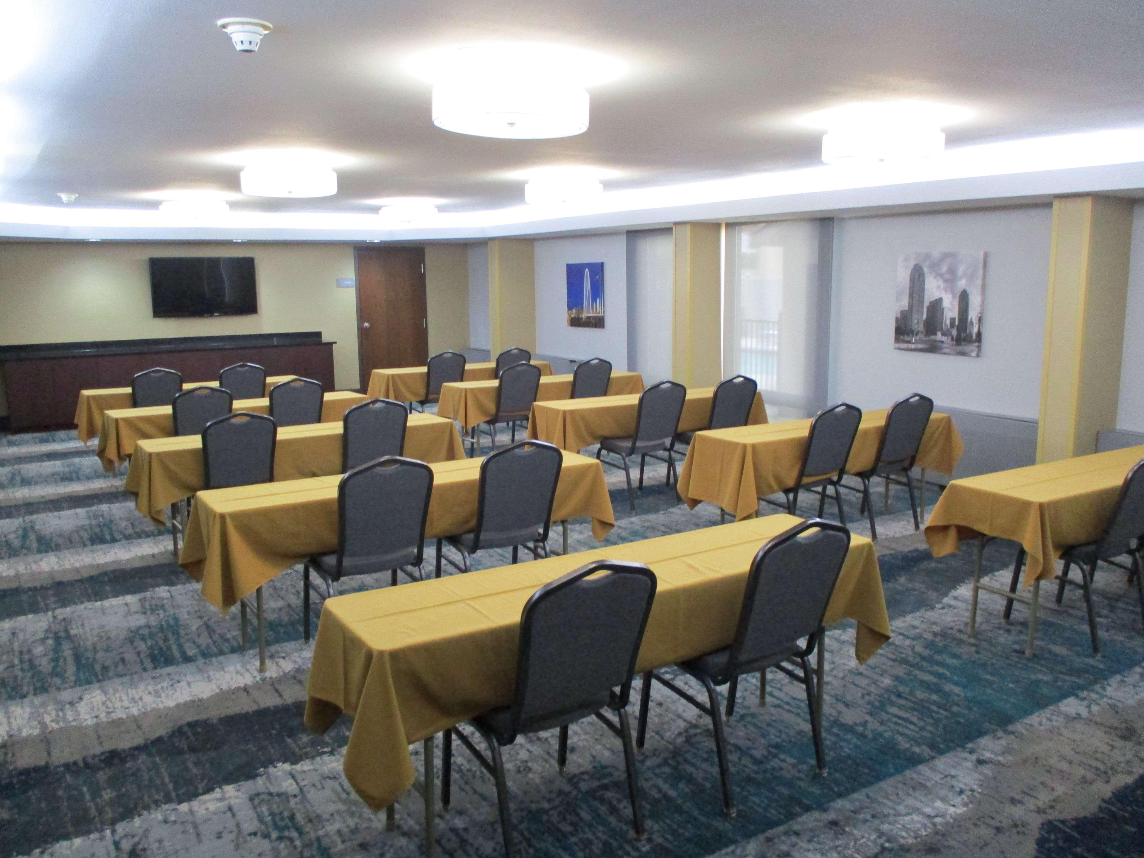 Best Western Plus Lake Jackson Inn & Suites Ngoại thất bức ảnh