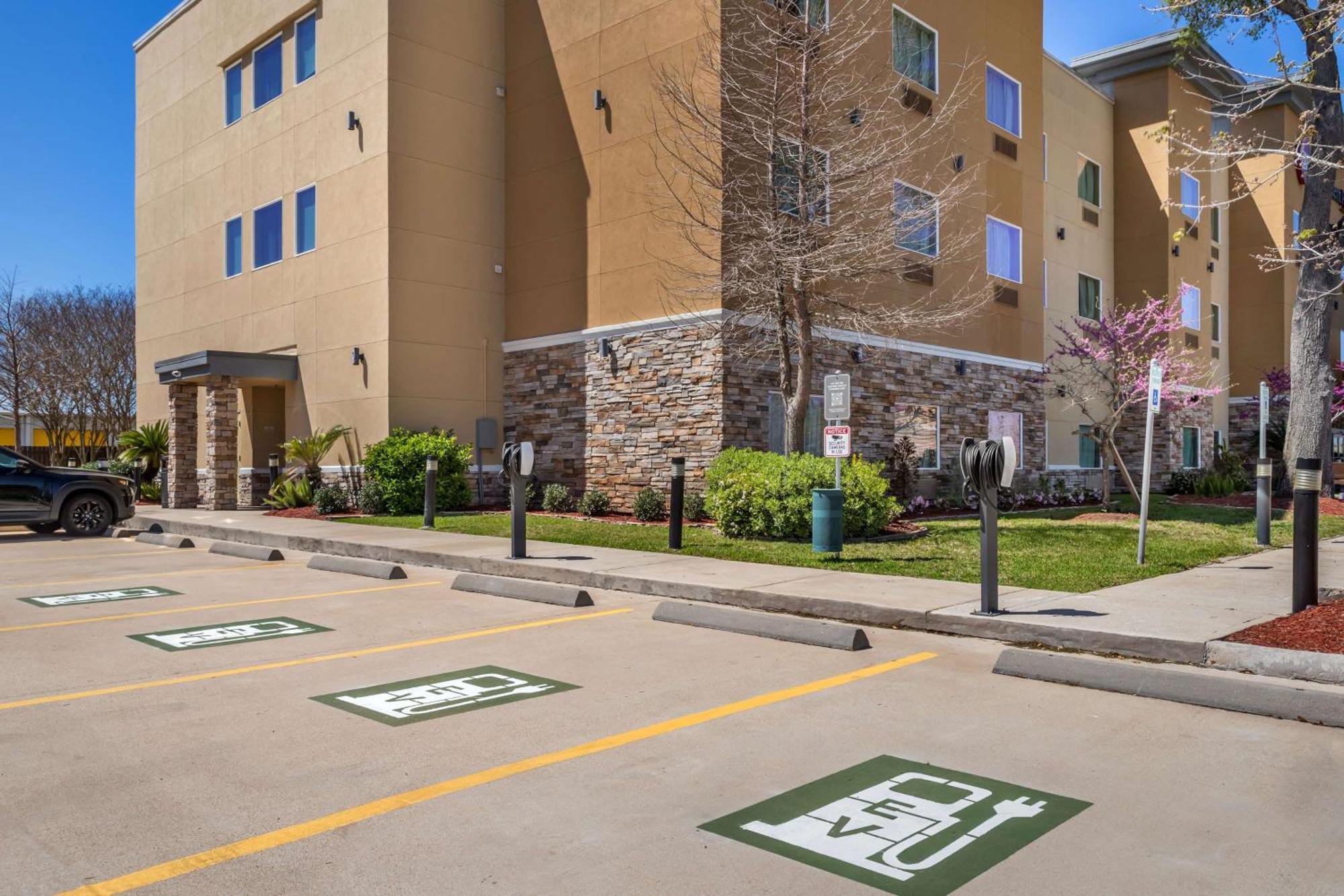 Best Western Plus Lake Jackson Inn & Suites Ngoại thất bức ảnh